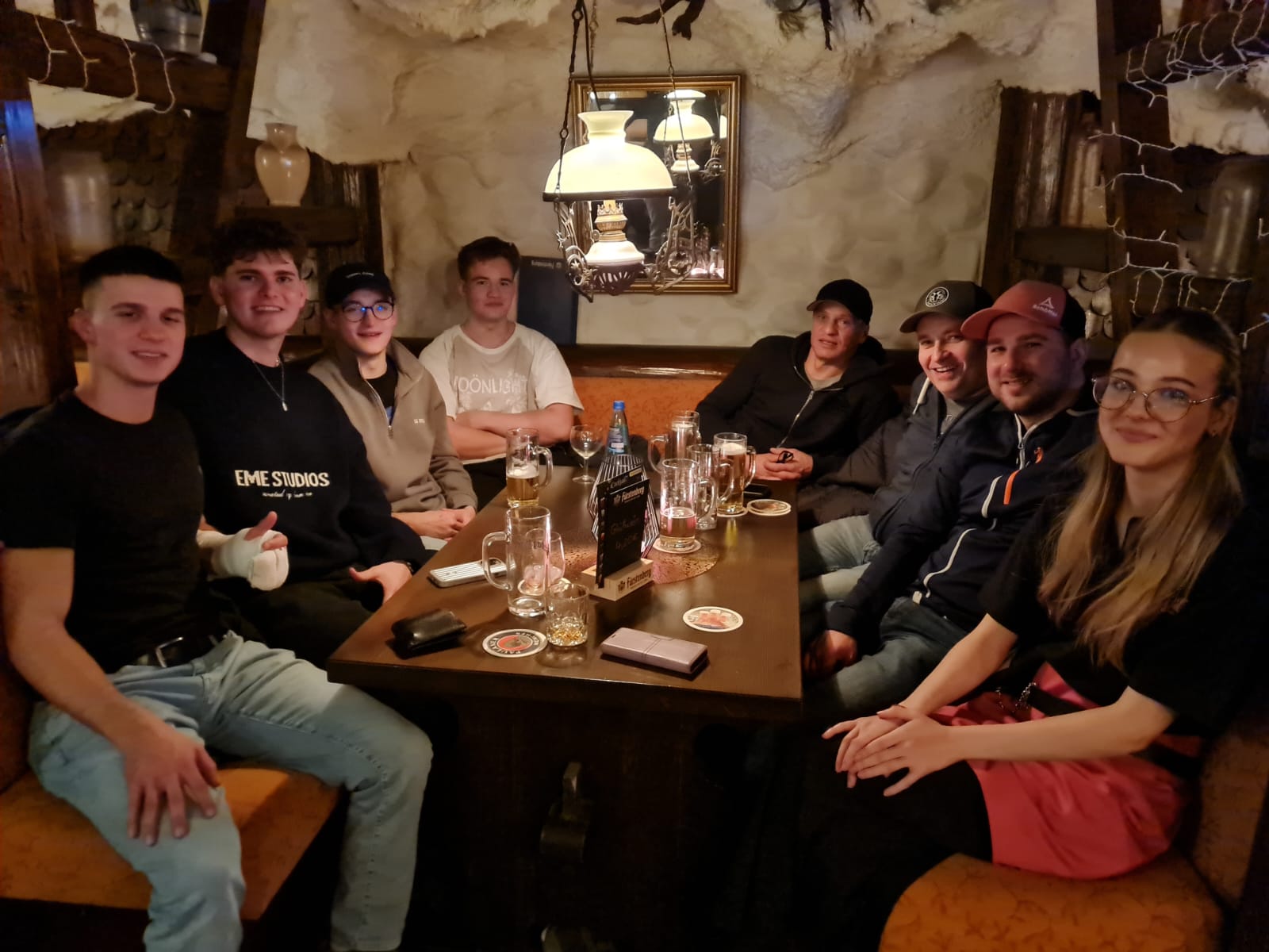 Moonlight Lounge - WhatsApp Image 2026-01-04 at 22.52.37 (4).jpeg